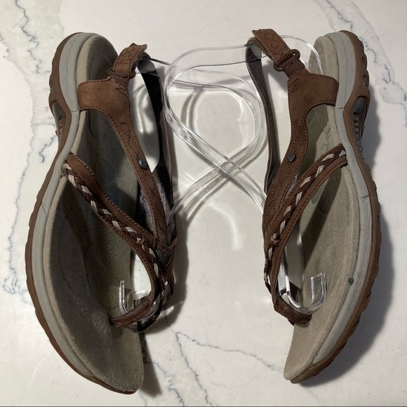 MERRELL Sz 9  Thong Strappy Velcro Closure Sandals - Picture 5 of 11